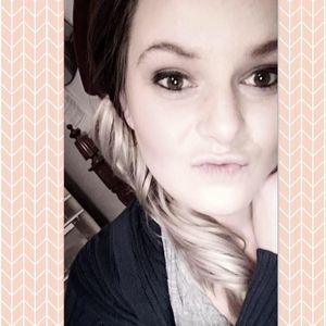 Meet your Posher, Ali